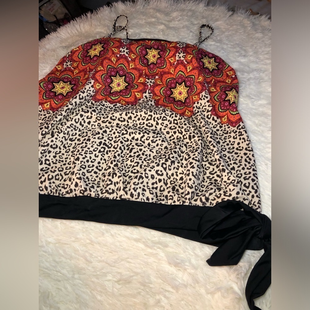 VENUS Floral and Leopard Print Women's Swim Top size 12 NWOT - Picture 8 of 12